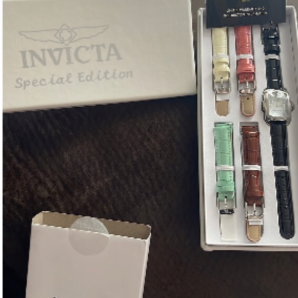Invicta Women's Leather Interchangeable Band Set